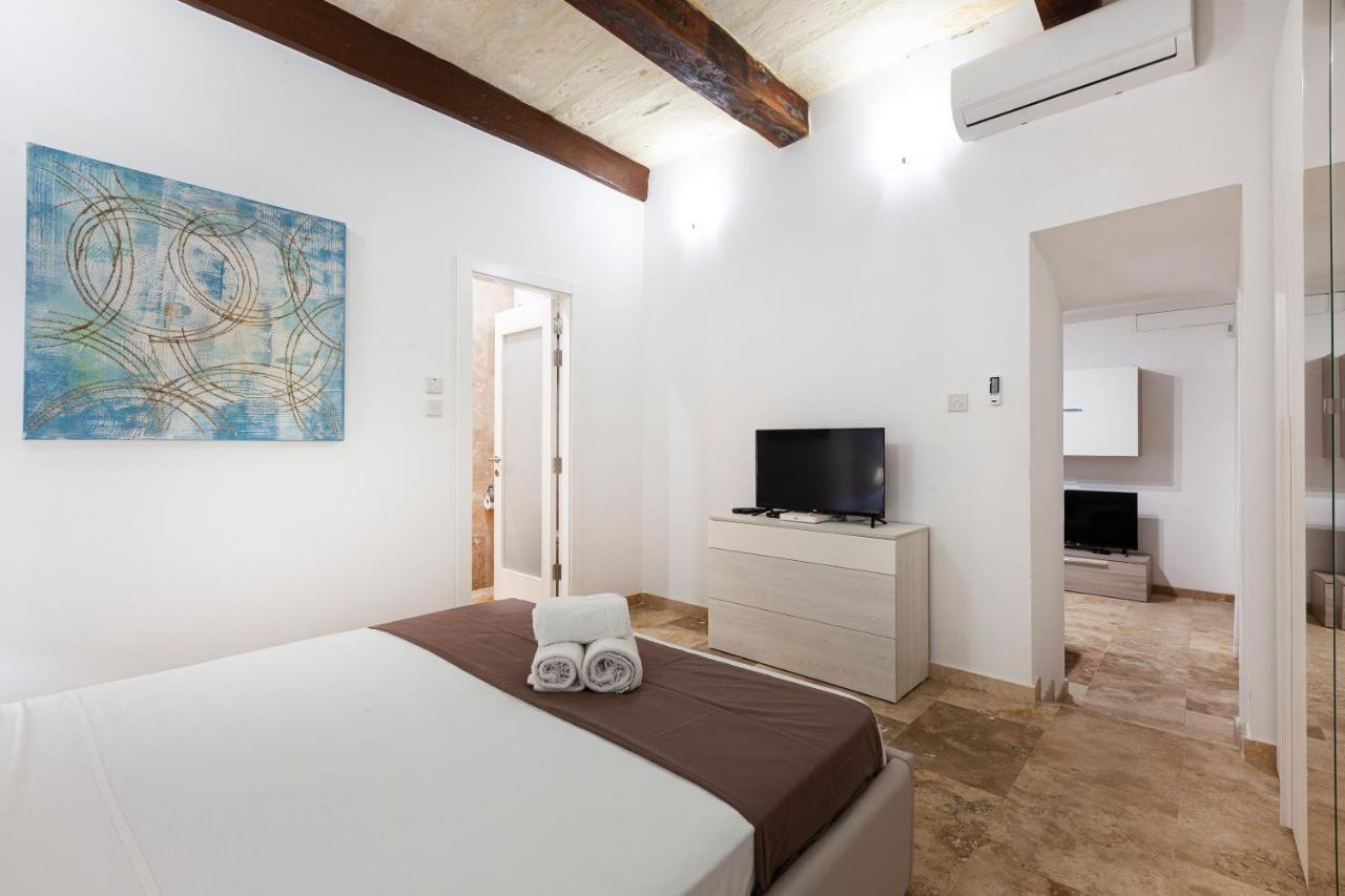 Designer Home With Comfy Sofa In Central Valletta By 360 Estates Εξωτερικό φωτογραφία